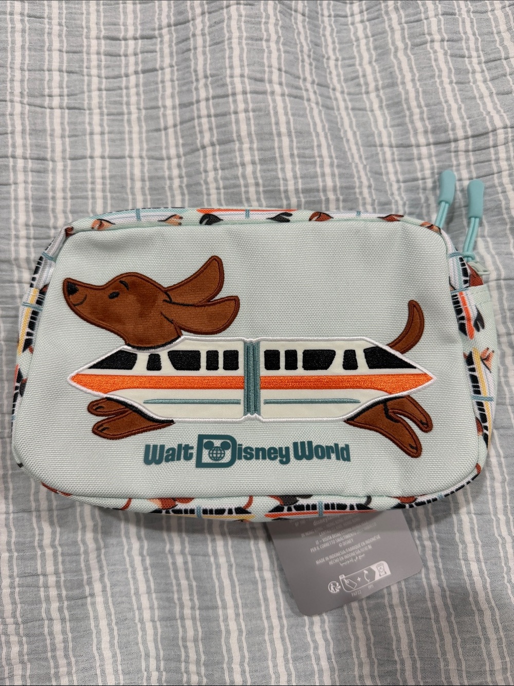 NWT! Walt Disney World 2026 Halloween Dachshund Monorail Belt Bag